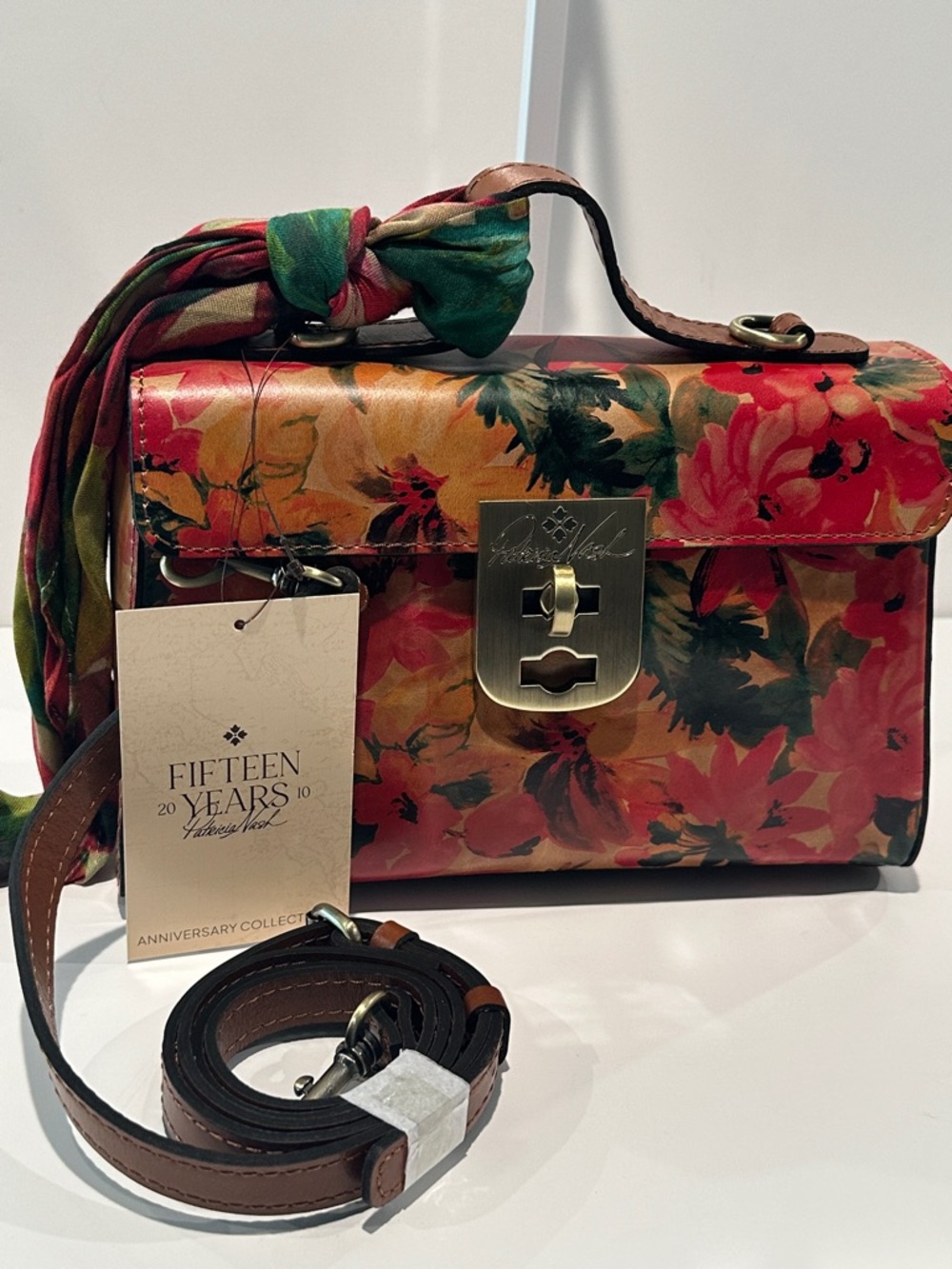 NWT Patricia Nash Anniversary Collection Spring Multi Carisbrooke Crossbody Bag.